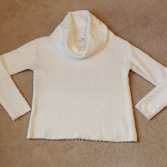S0 size Medium off white cowl neck sweater - Picture 7 of 8
